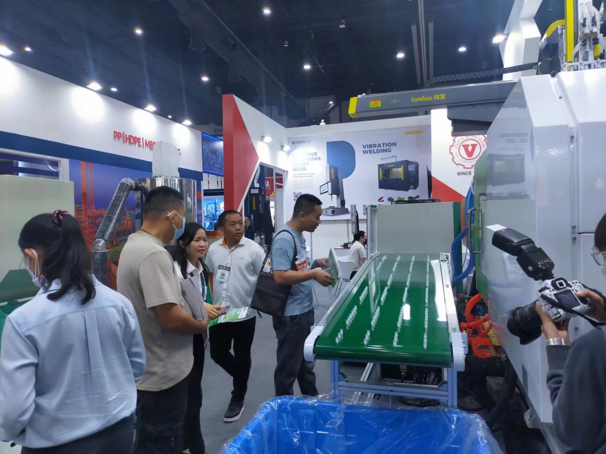 備受矚目—-華大機械隆重參加泰國國際橡膠工業展